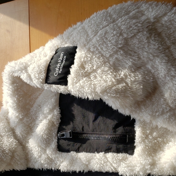 Calvin Klein Performance fleece - Picture 2 of 7